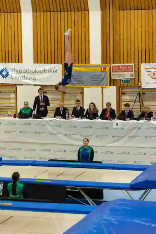Trampolin Wettkampf Schloss Cup 2026 in der Mehrfach-Turnhalle Hellmatt in Wildegg