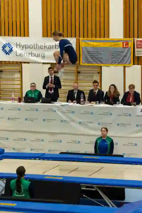 Trampolin Wettkampf Schloss Cup 2026 in der Mehrfach-Turnhalle Hellmatt in Wildegg