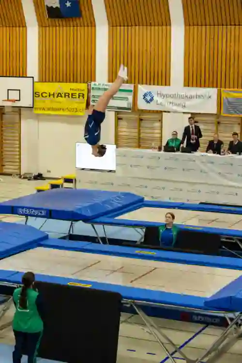 Trampolin Wettkampf Schloss Cup 2026 in der Mehrfach-Turnhalle Hellmatt in Wildegg