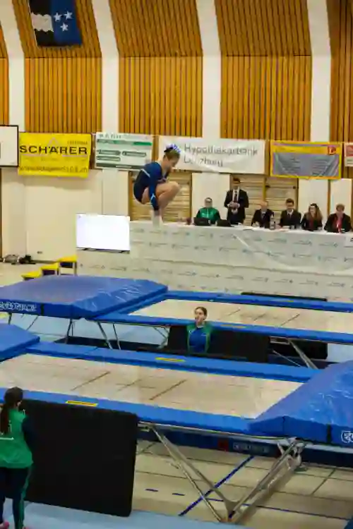 Trampolin Wettkampf Schloss Cup 2026 in der Mehrfach-Turnhalle Hellmatt in Wildegg