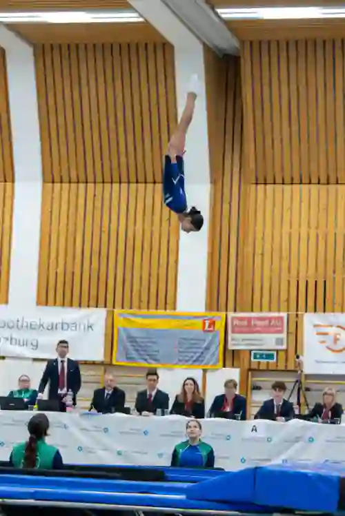 Trampolin Wettkampf Schloss Cup 2026 in der Mehrfach-Turnhalle Hellmatt in Wildegg