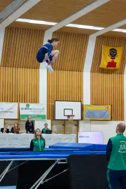 Trampolin Wettkampf Schloss Cup 2026 in der Mehrfach-Turnhalle Hellmatt in Wildegg