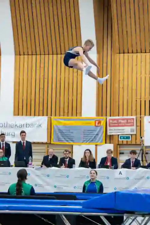 Trampolin Wettkampf Schloss Cup 2026 in der Mehrfach-Turnhalle Hellmatt in Wildegg