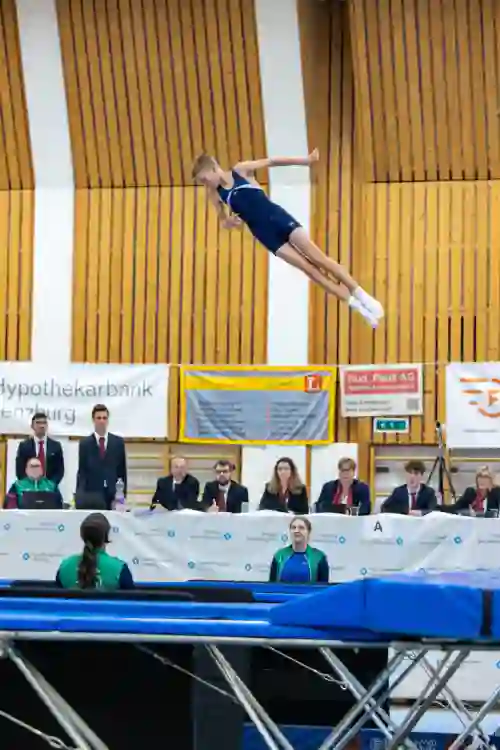 Trampolin Wettkampf Schloss Cup 2026 in der Mehrfach-Turnhalle Hellmatt in Wildegg