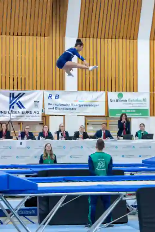 Trampolin Wettkampf Schloss Cup 2026 in der Mehrfach-Turnhalle Hellmatt in Wildegg