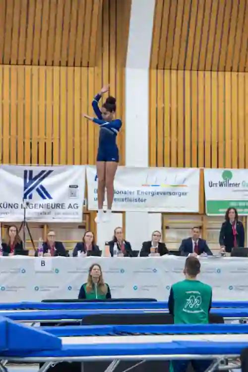 Trampolin Wettkampf Schloss Cup 2026 in der Mehrfach-Turnhalle Hellmatt in Wildegg