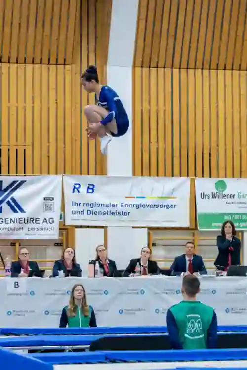 Trampolin Wettkampf Schloss Cup 2026 in der Mehrfach-Turnhalle Hellmatt in Wildegg