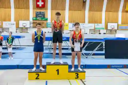 Trampolin Wettkampf Schloss Cup 2026 in der Mehrfach-Turnhalle Hellmatt in Wildegg