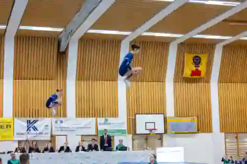 Trampolin Wettkampf Schloss Cup 2026 in der Mehrfach-Turnhalle Hellmatt in Wildegg