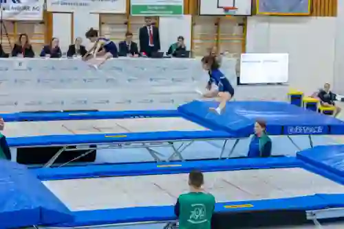 Trampolin Wettkampf Schloss Cup 2026 in der Mehrfach-Turnhalle Hellmatt in Wildegg